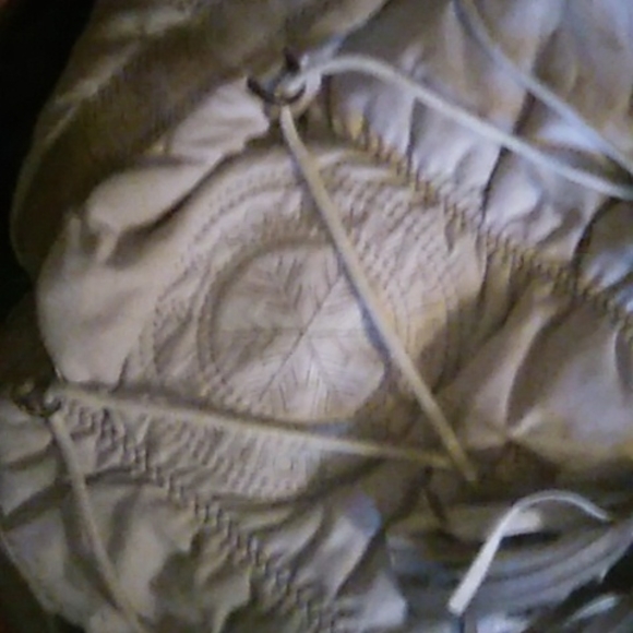 Cold Weather Fashion snowboots says size 39 - Picture 5 of 6